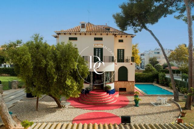 Detached house for sale on Avenida Sofia, El Vinyet