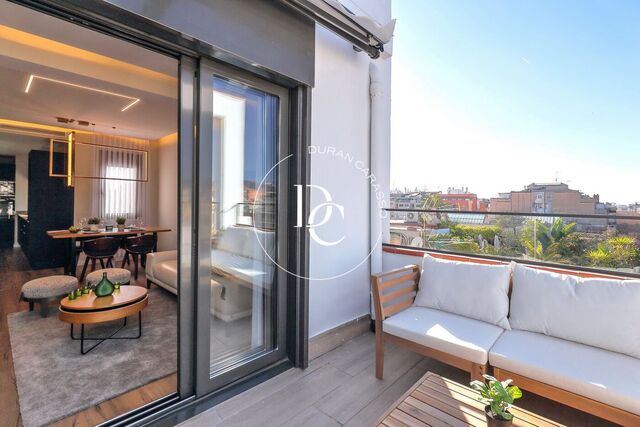 Fantastic penthouse with terrace in l'Eixample