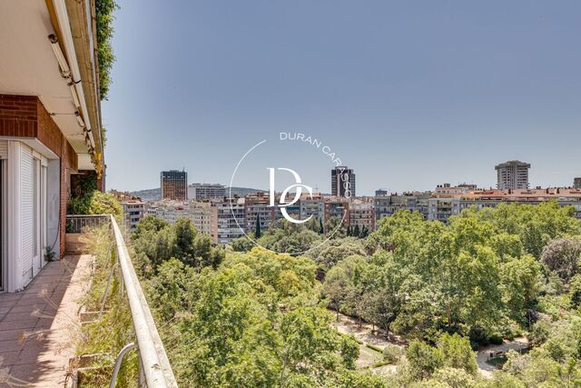 Pis de luxe de 551 m2 amb vistes en venda a Barcelona
