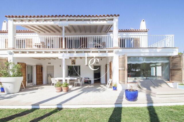 Villa de lujo en venta con piscina de 20 m2 en Sitges, Barcelona