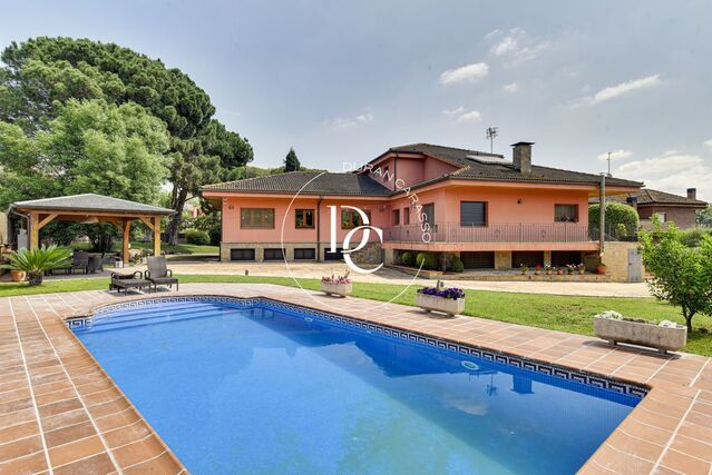 703 sqm luxury house for sale in Cardedeu