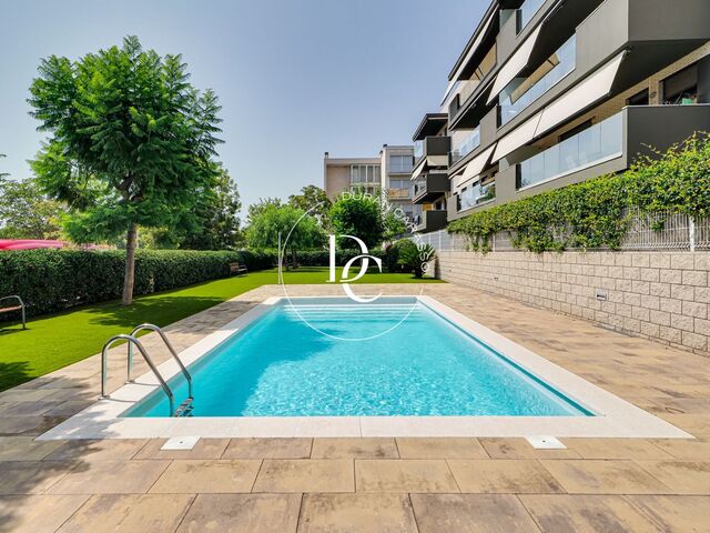 Planta baixa en venda amb piscina a La Plana, Sitges