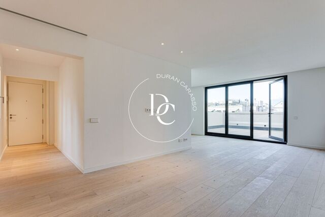 Luxury penthouse with views for sale in La Dreta de l'Eixample, Barcelona