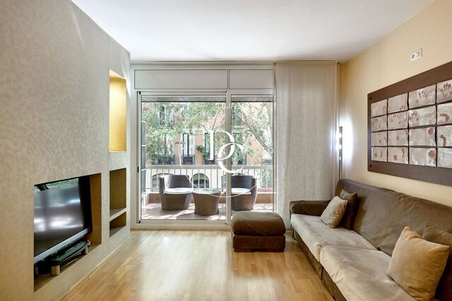 Appartement de 127 m2 avec terrasse à vendre à L'Antiga Esquerra de l'Eixample, Barcelona