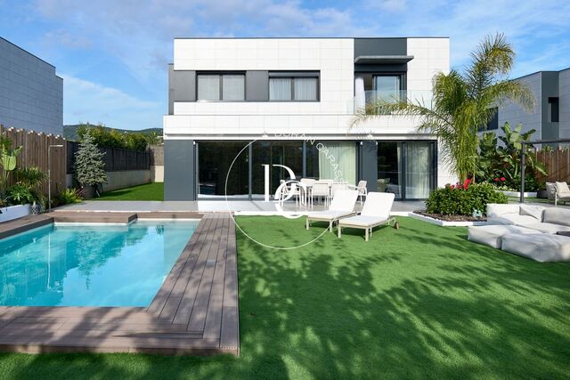 449 sqm luxury house for sale in Llavaneres