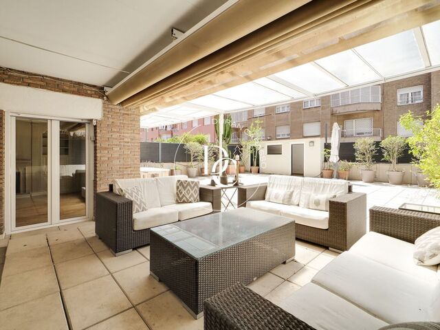 Fantastique appartement avec grande terrasse de jardin et parking à Turó Parc