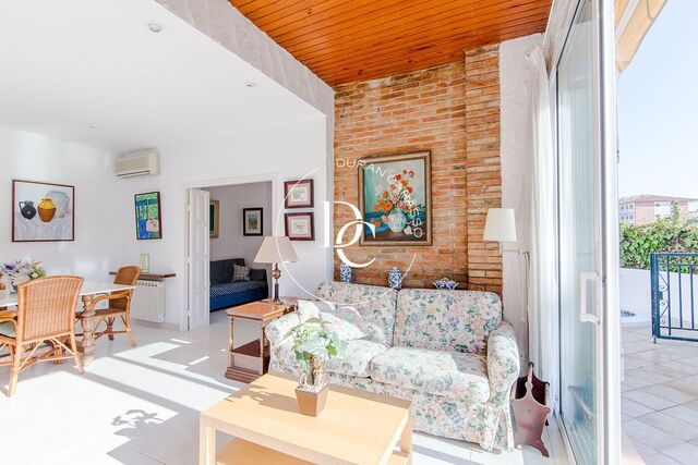 Planta baixa lluminosa de lloguer temporal al Vinyet, Sitges