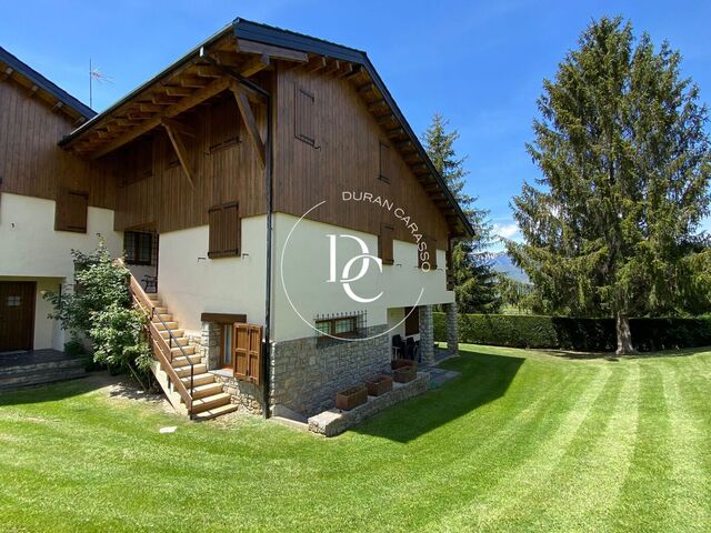 Luminosa planta baja en venta en Alp, Cerdanya