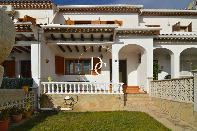 House for sale with views in El Vendrell